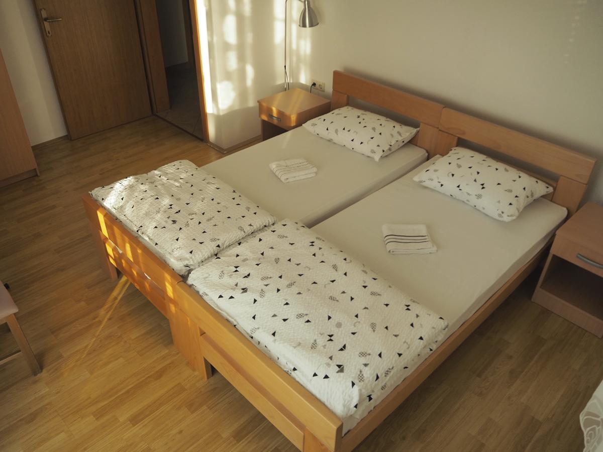 Apartment Ivan-Experience 3 Bedrooms Ljubuski Luaran gambar
